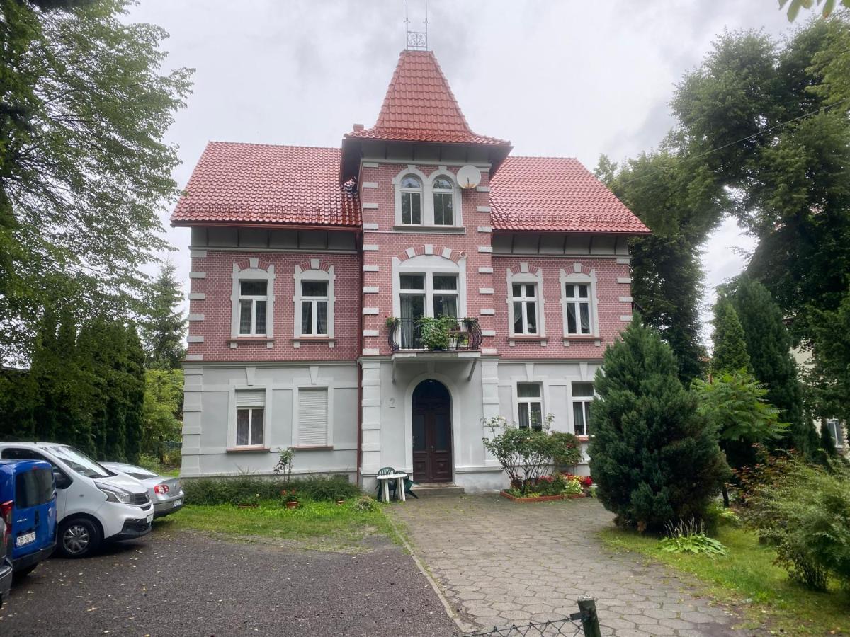 Apartamenty Przy Parku Szwedzkim Szczawno-Zdroj Dış mekan fotoğraf